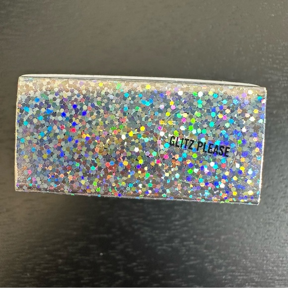 NWOT MAC GLITZ PLEASE Shiny Pretty Shadow - Picture 2 of 3